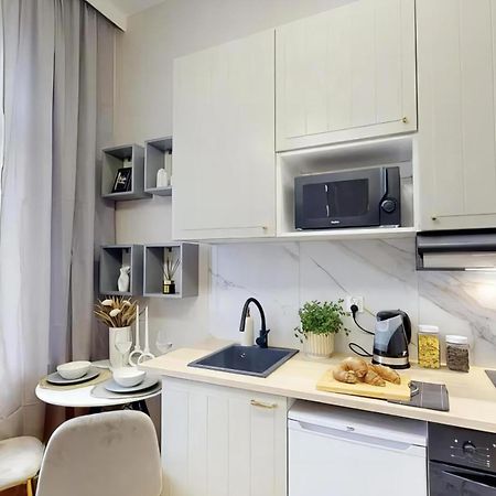 Q2 Warsaw Apartments Екстер'єр фото