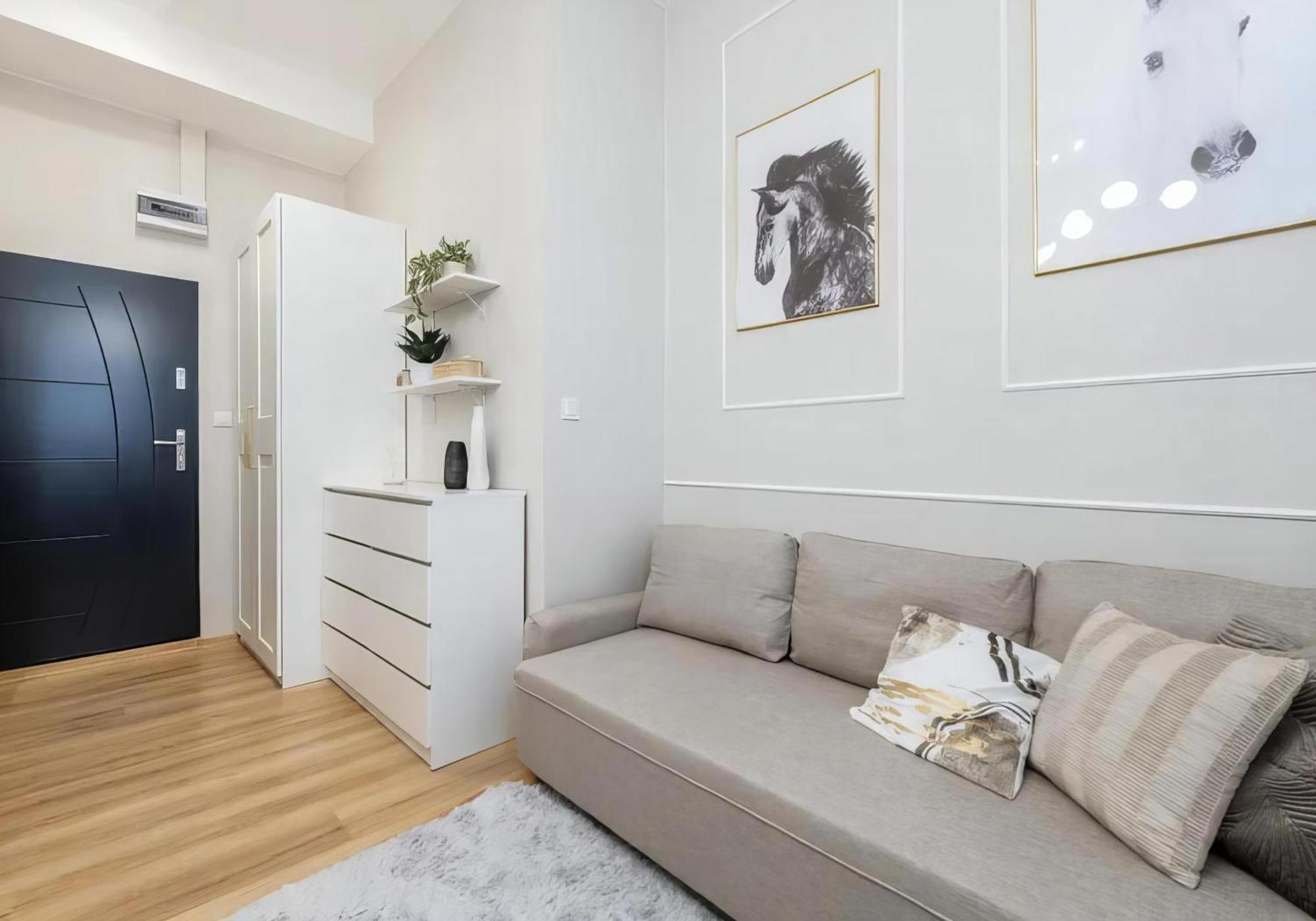 Q2 Warsaw Apartments Екстер'єр фото